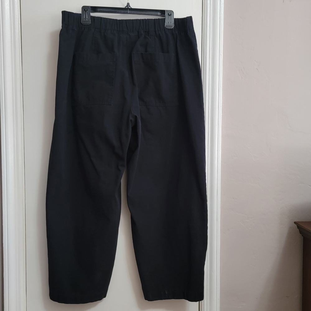 Universal Thread mid-rise barrel leg pants - Picture 2 of 3